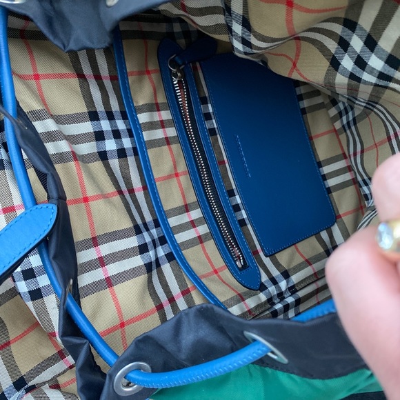 Burberry Backpack with Proof of purchase - Picture 3 of 6